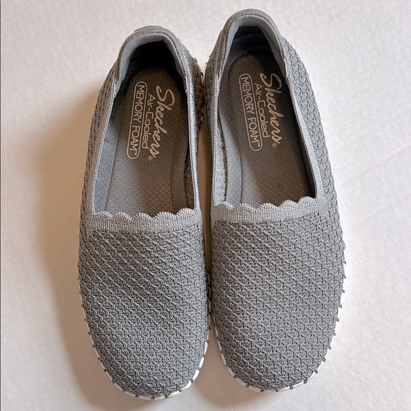 Stylish Gray Slip-On Shoes - Picture 2 of 10